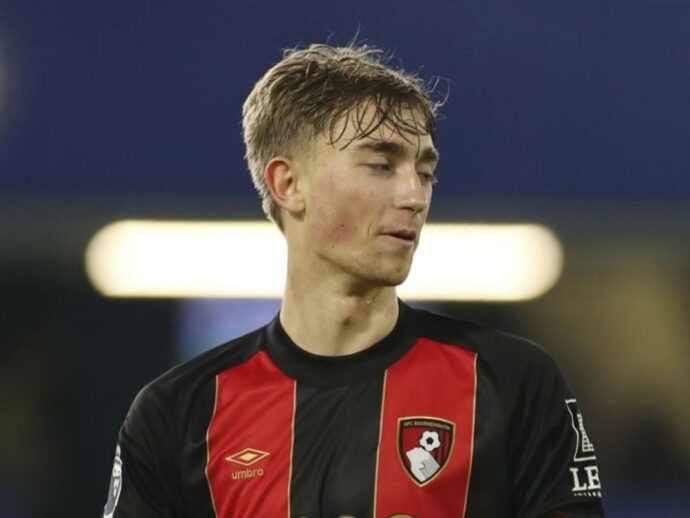 “Quanta erba fumi?”. La domanda all’ex Juve Huijsen: “Non posso farci niente, ho preso da mia mamma”