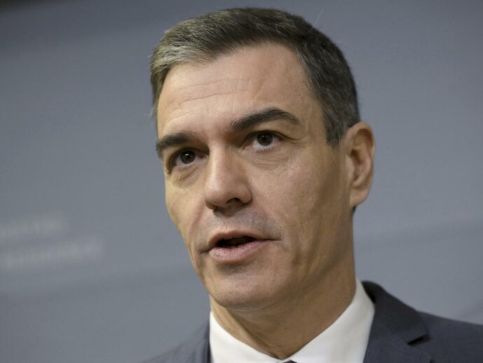 “Nessuno si prepara alla guerra. Il militarismo non è la nostra filosofia”: la Spagna frena sull’allarmismo in Europa