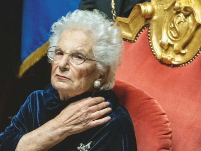 “Contro Segre insulti nazisti, non archiviare”