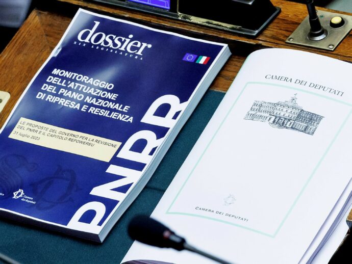 Meloni festeggia il “primato”. Ma il Pnrr è in grave ritardo