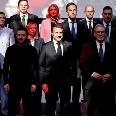 Copertina di L’Europa prova a “rassicurare”.  Ma Zelensky  è in mano a Trump