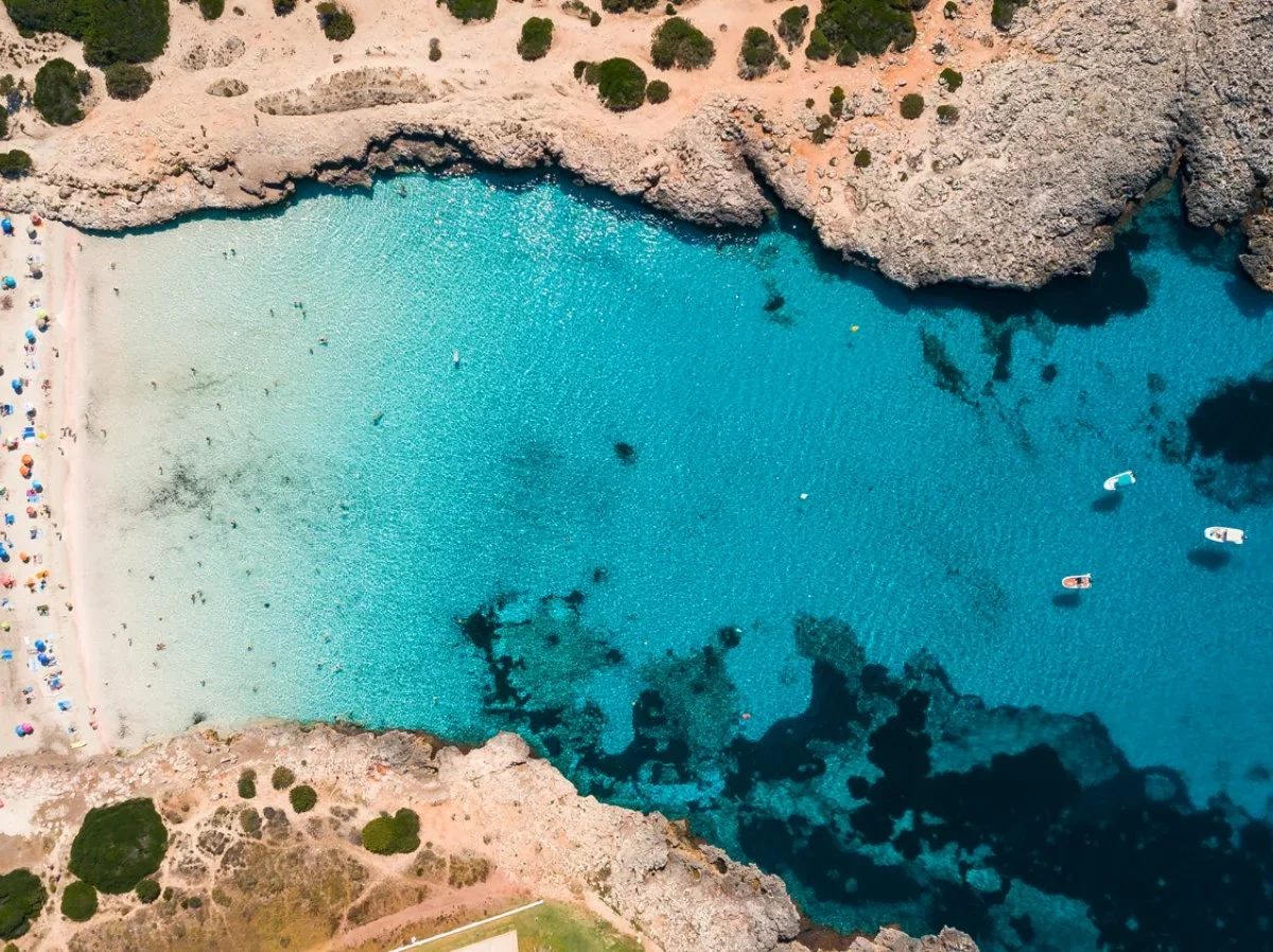 Minorca, natura incontaminata e storia antichissima