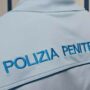 Copertina di “Violenze spacciate per incidente e cadute”, condannati otto agenti penitenziari per falso