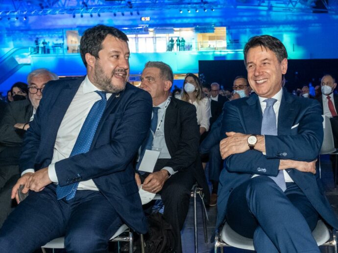 Sondaggi, Ipsos: calano Pd e Fratelli d’Italia, in crescita i partiti contrari al riarmo. Vola la Lega, bene M5s e Avs