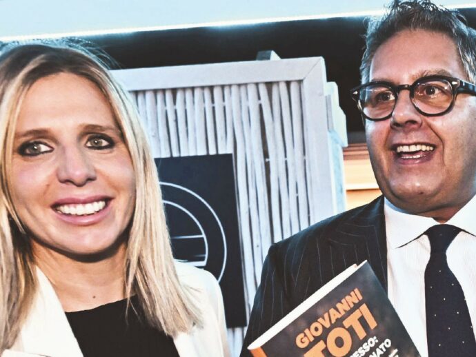 Liguria, altro che comunicazione: ora Toti diventa lobbista