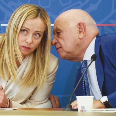 Copertina di Altro colpo di spugna: via il trojan dalle indagini per i reati contro la Pa