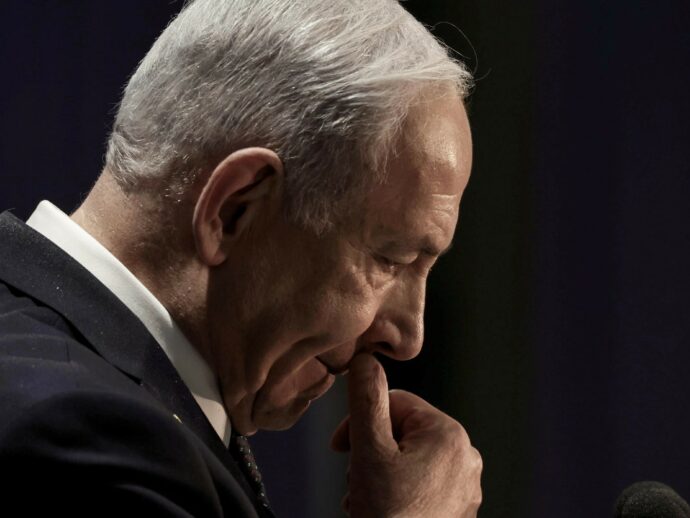 Soldi dal Qatar: due arresti nell’ex staff di Netanyahu
