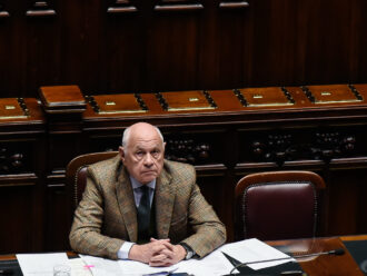 Processo telematico, l’App fa flop anche al secondo tentativo: magistrati costretti (di nuovo) a sospenderla in tutta Italia