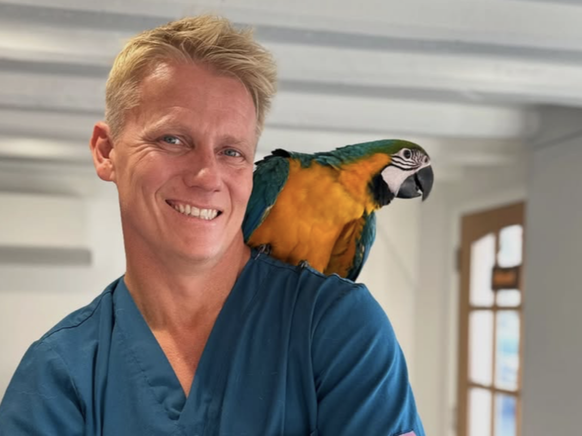 “Mi hanno detto a 47 anni che sono autistico e pure due dei miei 4 figli lo sono. Mi è caduto il mondo addosso, ma non è una disabilità”: il dottor Scott Miller si sfoga