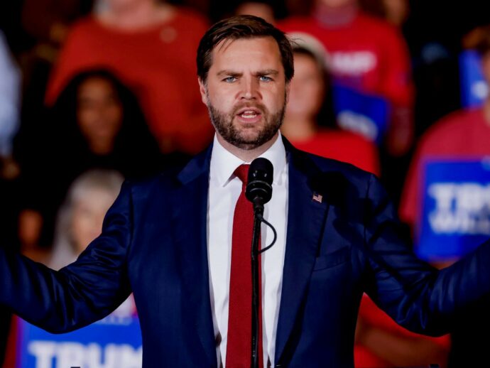 Vance in Italia: vedrà Meloni a Pasqua