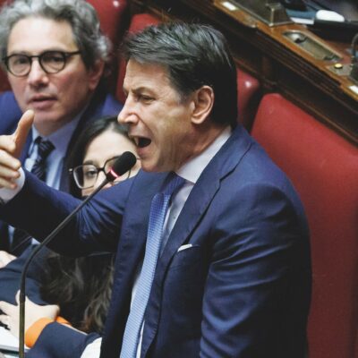 Copertina di Riarmo, i giallorosa in tilt sulla mozione dei 5Stelle. La Lega? Astenuta