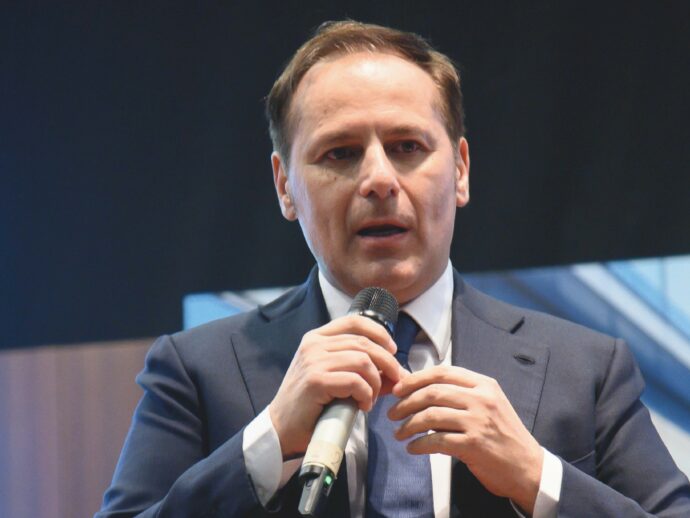 La maggioranza vuole lo scudo bis per Armando  Siri