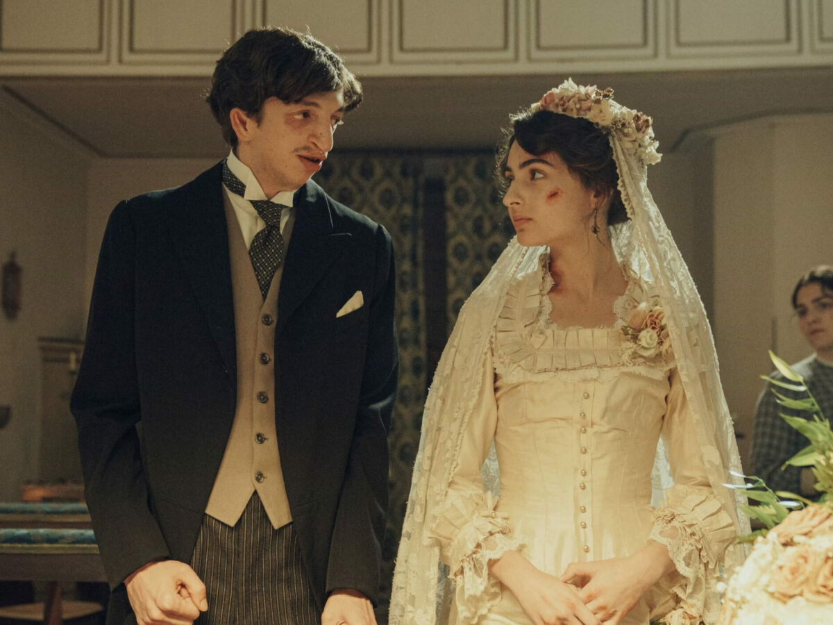 “Sono nato con la sindrome di Treacher Collins. Ho fatto pace col mio aspetto. Valeria Golino mi ha dato L’arte della gioia”: lo racconta Giovanni Bagnasco