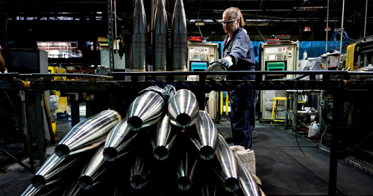 I media stanno normalizzando la guerra. Una macchina infernale!