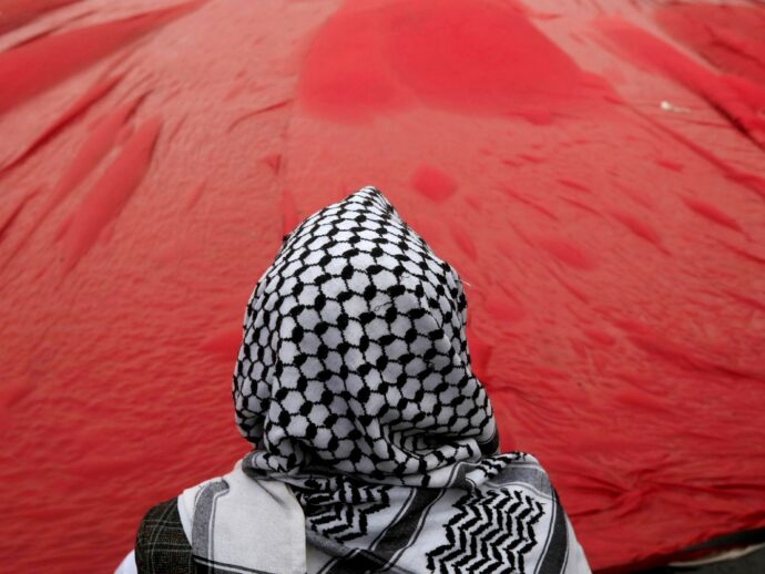 Deputati Cdu-Csu: “No alla kefiah  nel Bundestag”