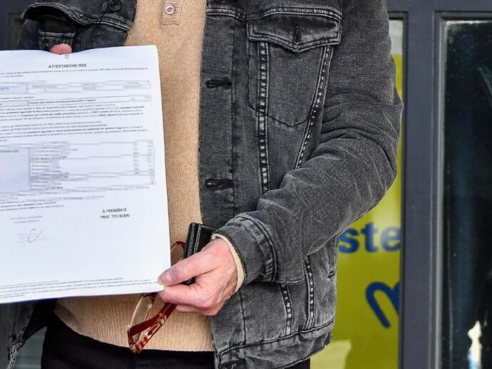 Isee, esclusi buoni postali e titoli  di Stato