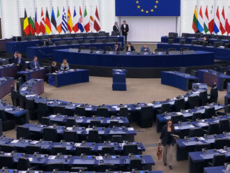 Il Parlamento Ue discute della “drammatica situazione a Gaza”. Ma l’Aula di Strasburgo è deserta