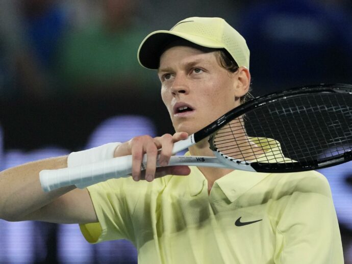 “Lo spray mi serviva per una patologia cronica. Ecco come andò”: l’ex preparatore Ferrara svela la verità su Sinner e il caso Clostebol