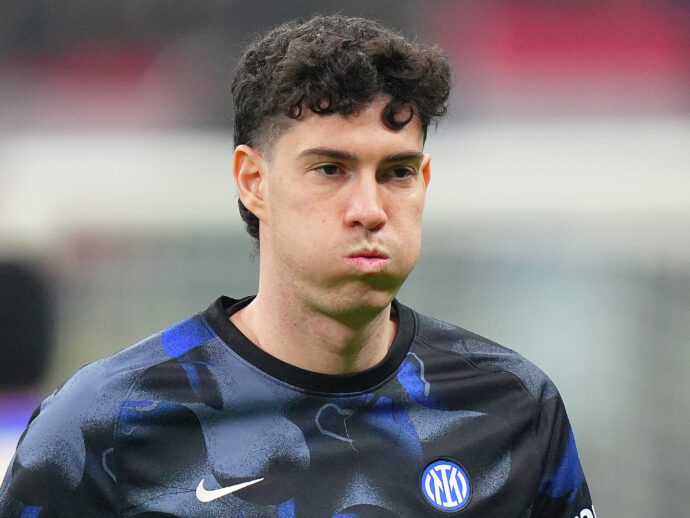 Bastoni: “Anche i calciatori fanno sacrifici, non solo operai e muratori”. Poi svela: “L’Inter non mi era così simpatica”