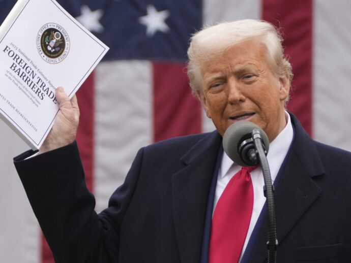 I dazi di Trump colpiscono anche le isole abitate solo dai pinguini. I casi delle aree disabitate tassate