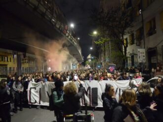 Copertina di Femminicidio Ilaria Sula, corteo a Roma: “Politiche inefficaci, contro la violenza di genere serve prevenzione”