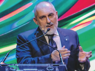 Copertina di Fs, fatturato a 16 mld ma perdite per 208 mln