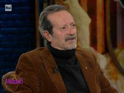 Copertina di Rocco Papaleo: "Il sesso? Sopravvalutato. Non escludo l'attrazione verso gli altri uomini. Per una donna ho rischiato di morire"
