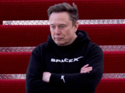 Copertina di Musk da Salvini, la mossa anti-Giorgia