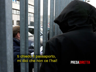 Copertina di L’odissea dei richiedenti asilo tra file incivili davanti alle questure e tagli ai servizi: l’anticipazione di PresaDiretta