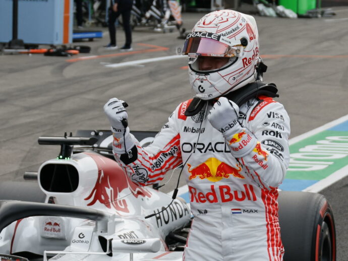 Gp F1 in Giappone, la pole è di Max Verstappen davanti a Norris e Piastri. Quarto Leclerc, Hamilton ottavo