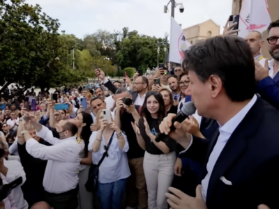Copertina di “No al riarmo”, gli interventi dal palco della manifestazione M5s di Roma: segui la diretta video