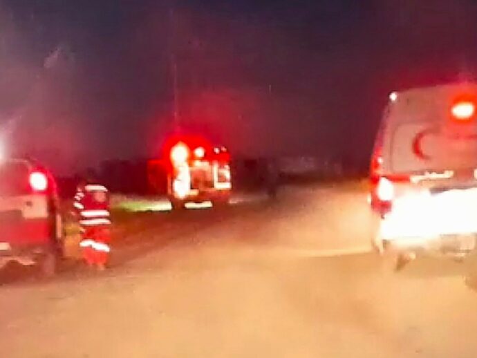 Un video smentisce l’Idf: Israele spara sui medici