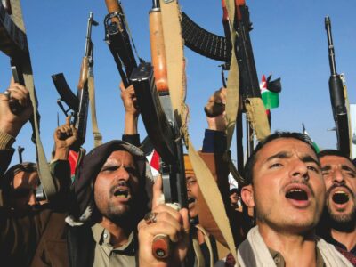 Copertina di Contro gli Houti speso 1 miliardo, e non è bastato