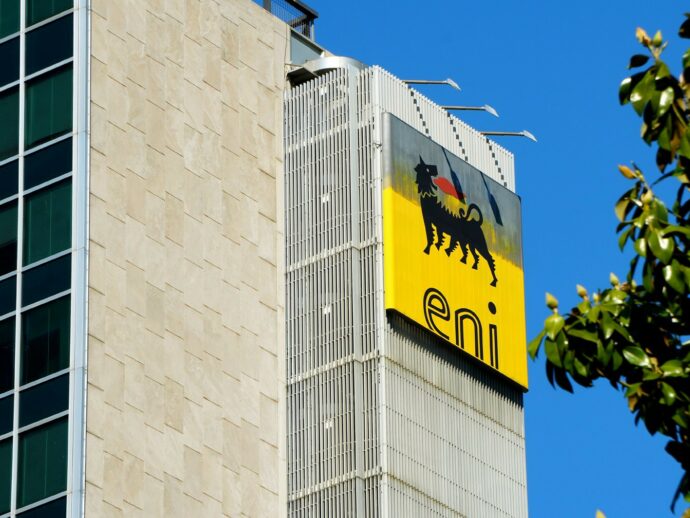 “Il Mossad tramite Equalize offrì a Eni database iraniani”