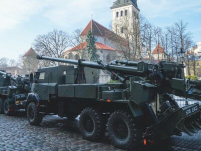 Copertina di L’Estonia tra bunker e volontari: “Dopo Kiev noi nel mirino di Putin”