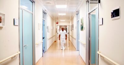 Copertina di Le liste d’attesa sono un problema cronico della nostra sanità: basterebbe poco per rivoluzionare tutto