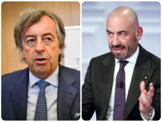 Bassetti: “Arroganza, incoerenza e ignoranza governano gli Usa”, Burioni: “La realtà presenta il conto”