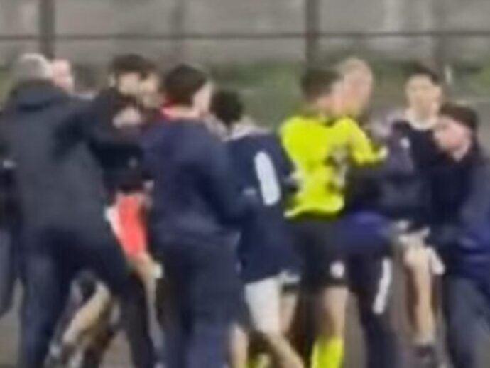 Aggressione all’arbitro 19enne: per la squadra RSC Riposto esclusione dal campionato e squalifiche fino al 2030