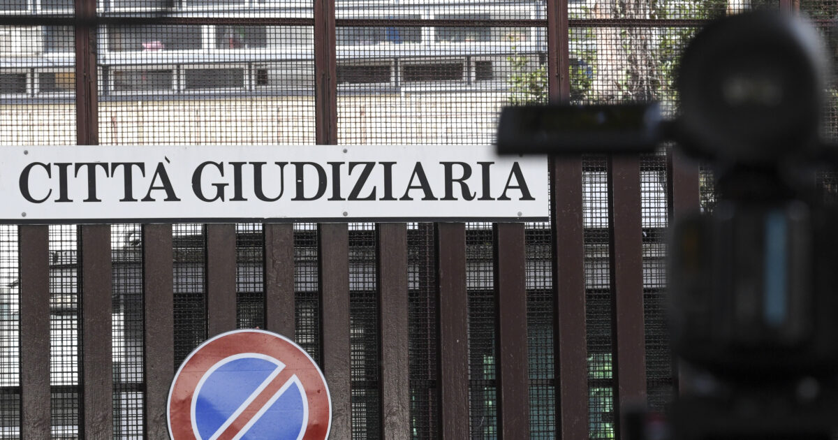la procura di roma sentir224 i familiari dei sub morti alle maldive e i responsabili del dipartimento dell8217universit224 di genova da Ilfattoquotidiano.it la procura di roma sentir224 i familiari dei sub morti alle maldive e i responsabili del dipartimento dell8217universit224 di genova