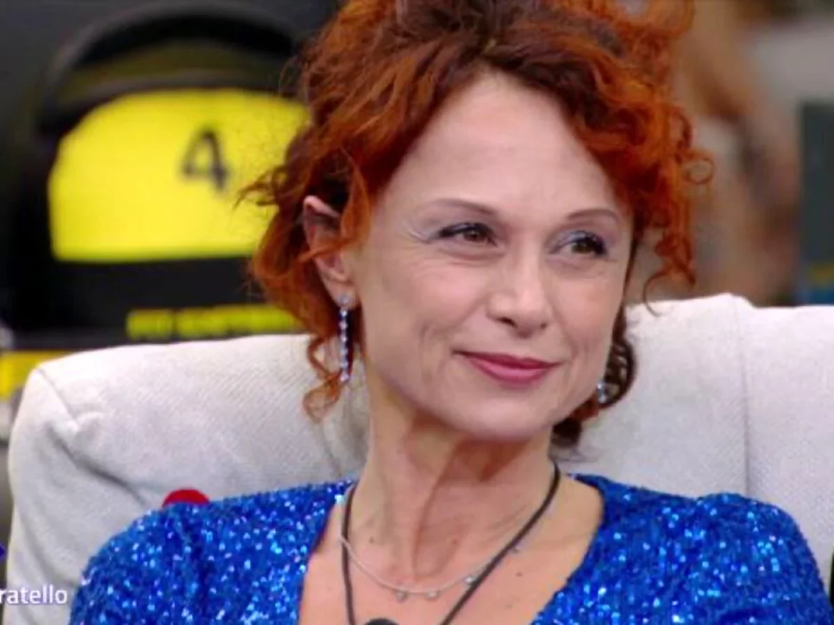 “Madonna mi disse: ma tu chi ca**o sei? Guadagnavo 12 milioni di lire al mese a ‘Vivere’, ma mi stava consumando l’anima”: lo rivela Beatrice Luzzi