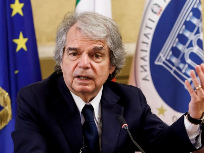Cnel, Brunetta senza freni: si fa anche la dépendance