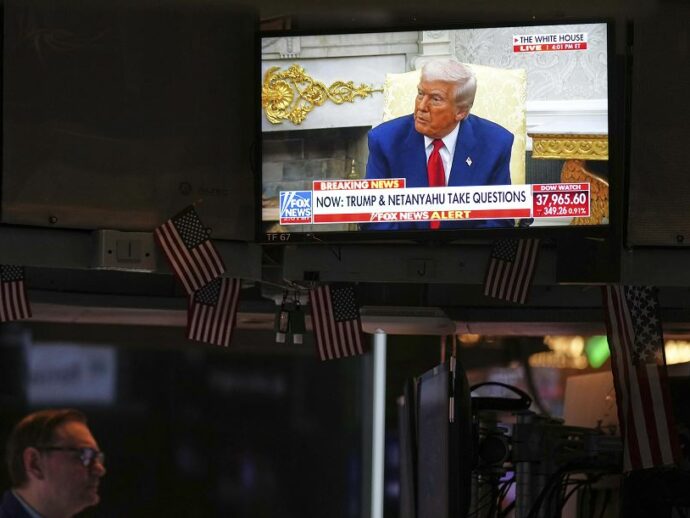 Terrore tra i big di Wall Street che sostengono Trump: “Distrutta la fiducia negli Usa, consiglieri da licenziare”