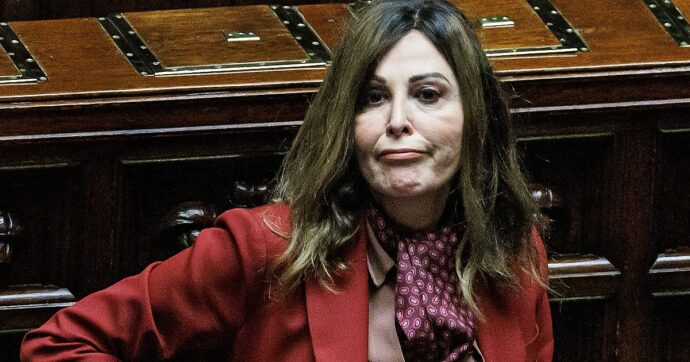 Santanchè e la truffa all’Inps, la giunta del Senato vota per “salvare” la ministra prima dell’udienza preliminare