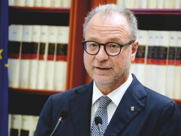 Cybersecurity, contatti di alte cariche online. Mulè (FI): “La sicurezza è bucata, se serve ora si cambi la guida dell’Authority”