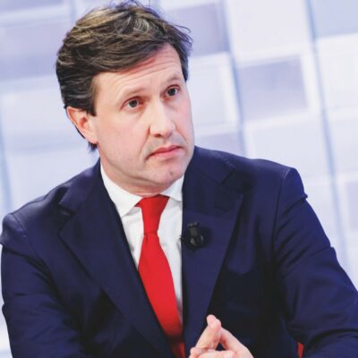 Copertina di Nardella record: soldi da Iervolino e dai re del lusso