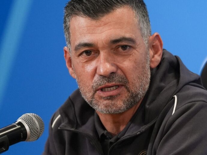 “Pensi a giocare, per il resto ci sono le autorità competenti”: Conceição liquida la questione razzismo dopo lo striscione contro Maignan