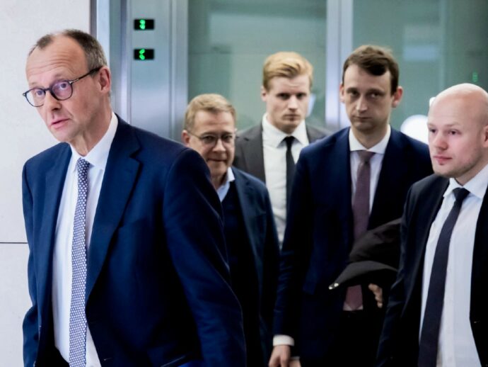 Il  governo Merz stringe subito sull’immigrazione