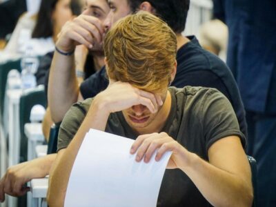 Copertina di Il caso Calderone e le università telematiche: il ‘pezzo di carta’ conta più della cultura