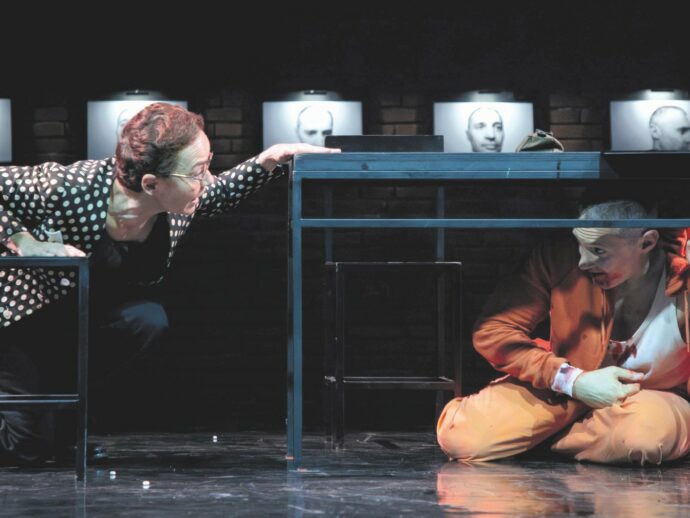 Uomini sull’orlo d’una crisi di nervi