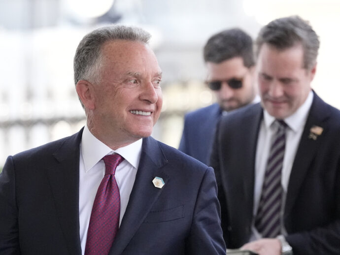 Il Fatto di domani. Guerra Russia-Ucraina, l’inviato Usa Witkoff accolto da Putin, ma il Cremlino frena: “Nessuna svolta”. Dazi, la Cina porta al 125% le tariffe sulle merci americane e invita l’Ue a fare muro contro Trump